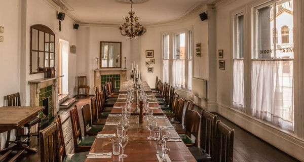 The George Wadley’s Victorian dining room Room at Stag